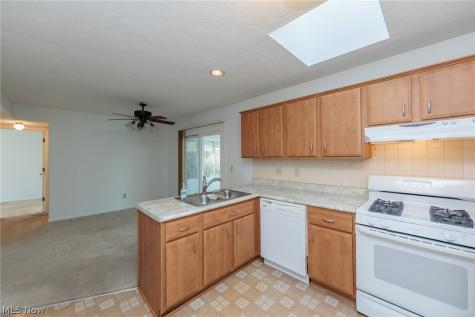 2217 Heather Lane Twinsburg OH 44087