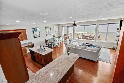 106 Larimar Drive Willowick OH 44095