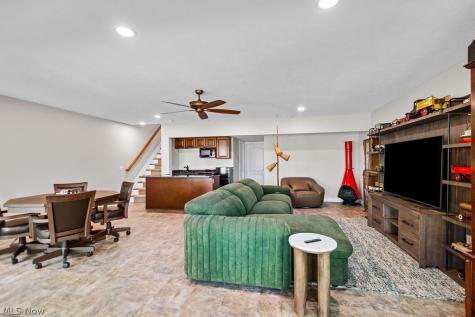 106 Larimar Drive Willowick OH 44095