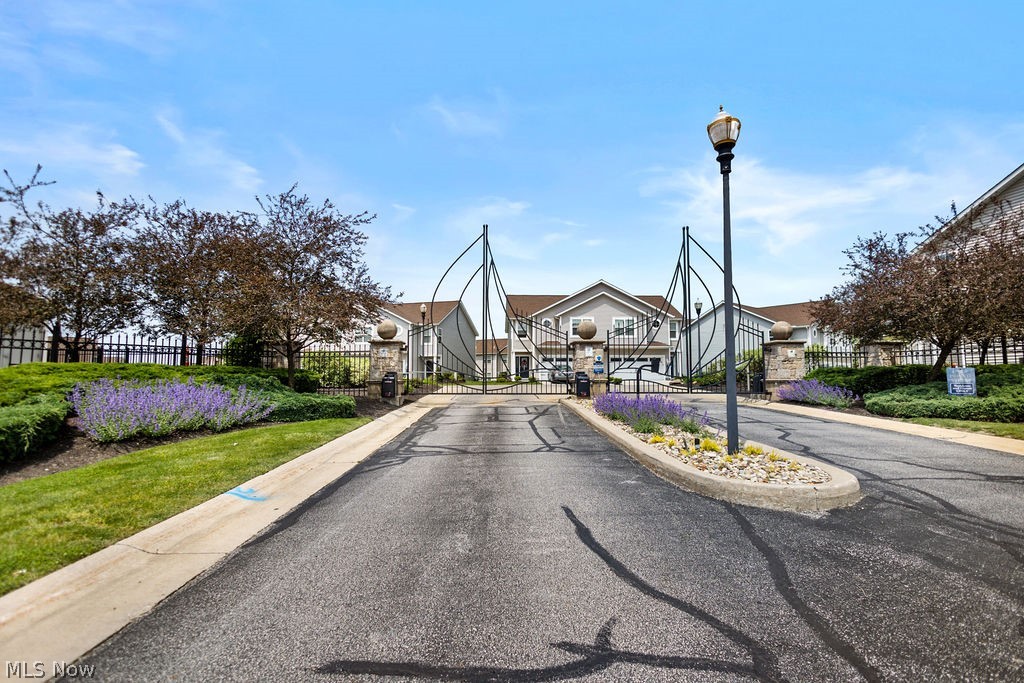 106 Larimar Drive Willowick OH 44095