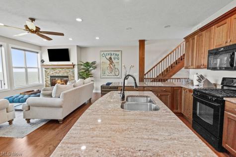 106 Larimar Drive Willowick OH 44095