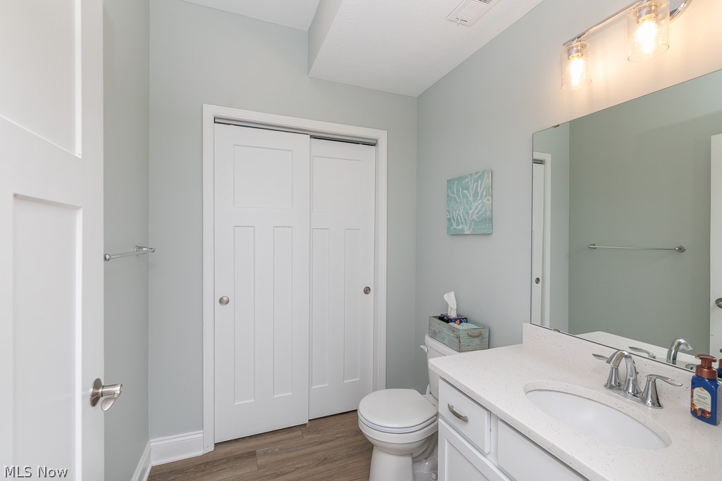 671 Treadway Boulevard Sheffield Lake OH 44054