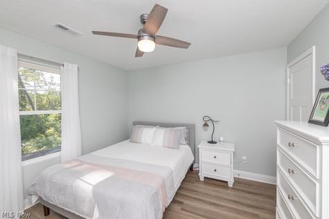 671 Treadway Boulevard Sheffield Lake OH 44054
