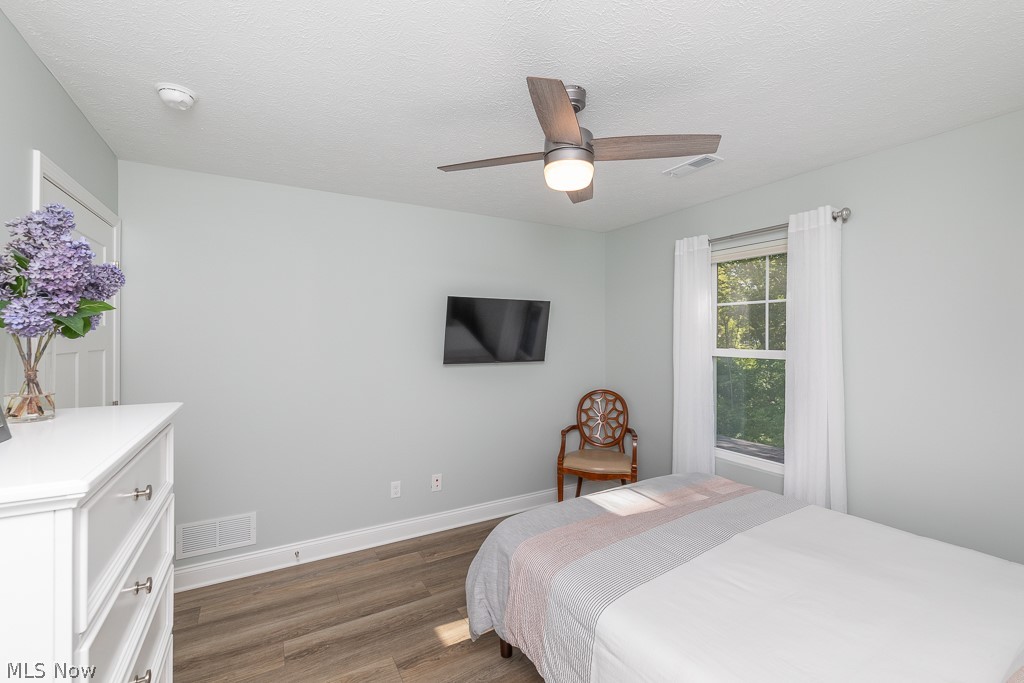 671 Treadway Boulevard Sheffield Lake OH 44054