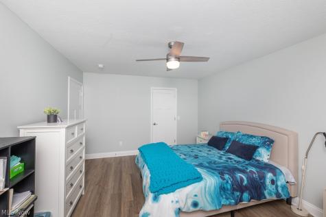 671 Treadway Boulevard Sheffield Lake OH 44054