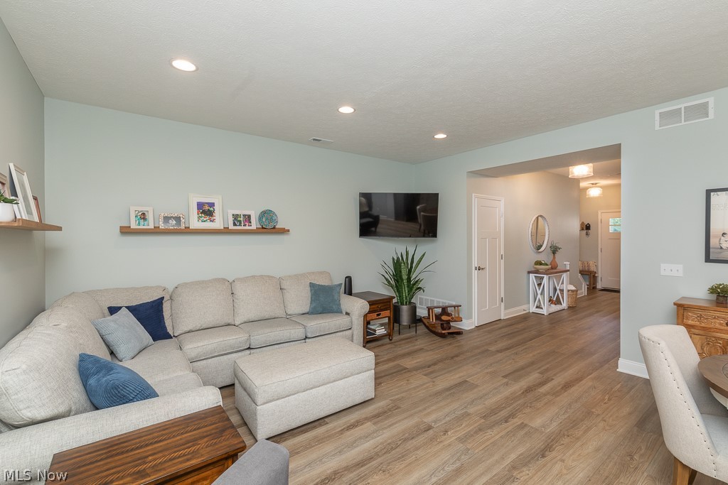 671 Treadway Boulevard Sheffield Lake OH 44054
