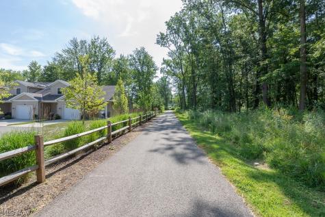 671 Treadway Boulevard Sheffield Lake OH 44054