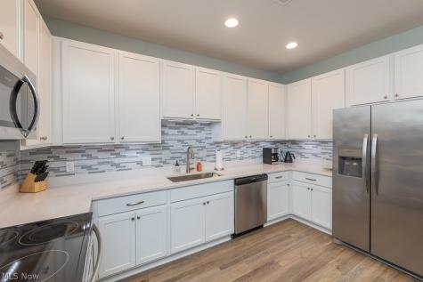 671 Treadway Boulevard Sheffield Lake OH 44054