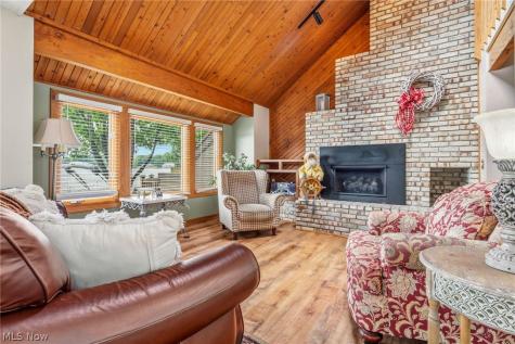 3510 Moonlight Bay Drive NW Canton OH 44708