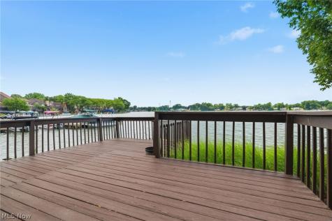 3510 Moonlight Bay Drive NW Canton OH 44708