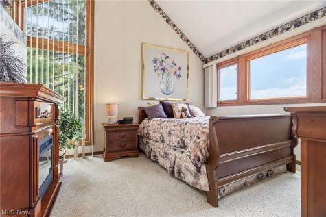 3510 Moonlight Bay Drive NW Canton OH 44708