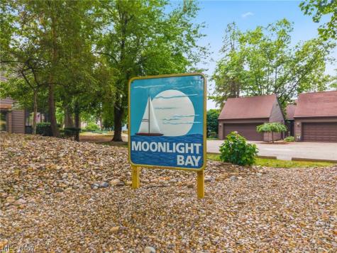 3510 Moonlight Bay Drive NW Canton OH 44708