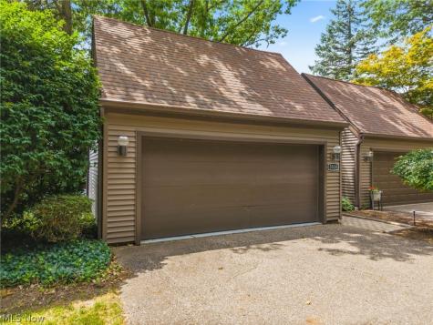 3510 Moonlight Bay Drive NW Canton OH 44708
