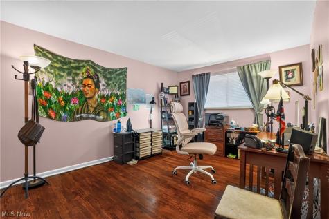 27651 Lake Shore Boulevard Euclid OH 44132