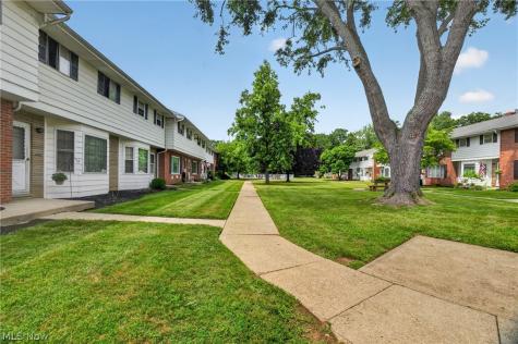 27651 Lake Shore Boulevard Euclid OH 44132