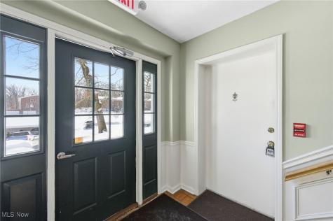 6930 Carriage Hill Drive Brecksville OH 44141