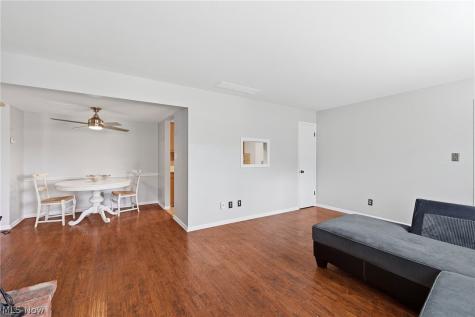 6930 Carriage Hill Drive Brecksville OH 44141