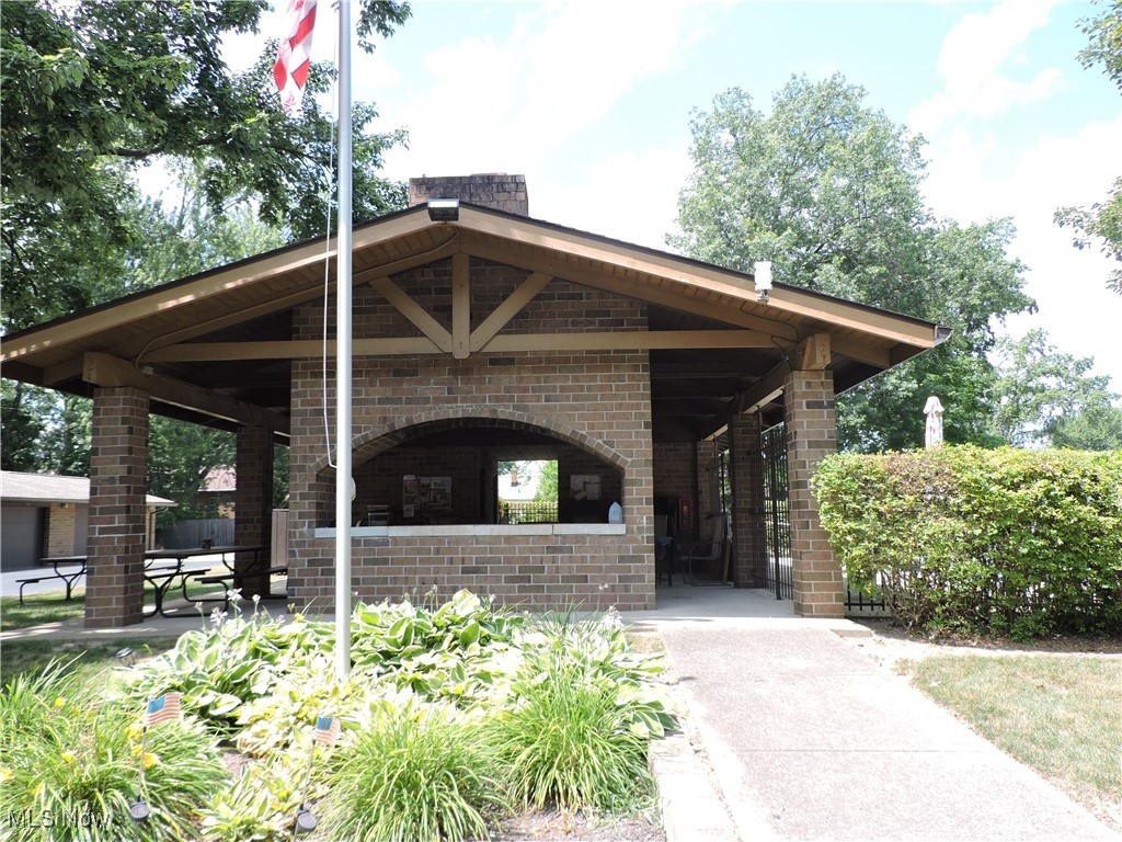 22958 Maple Ridge Road North Olmsted OH 44070