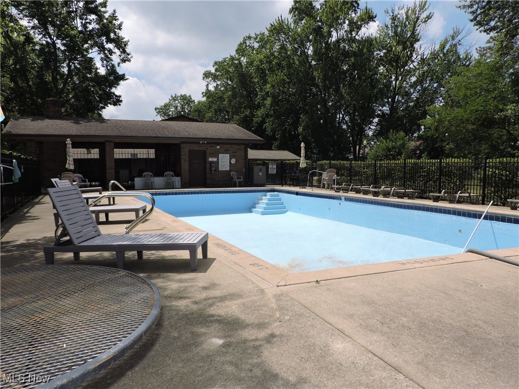 22958 Maple Ridge Road North Olmsted OH 44070