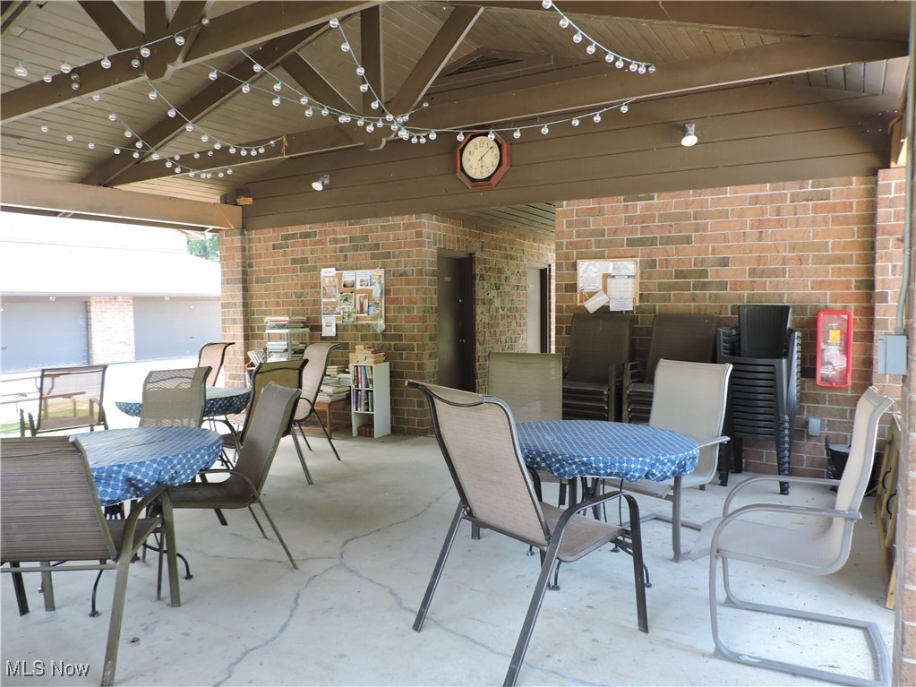 22958 Maple Ridge Road North Olmsted OH 44070