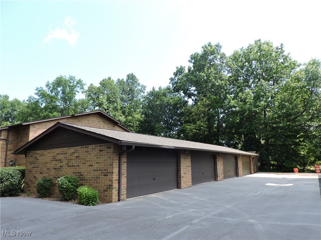 22958 Maple Ridge Road North Olmsted OH 44070