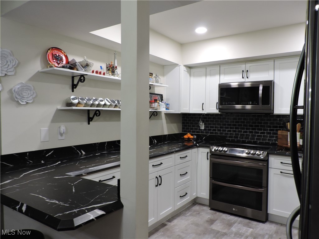 22958 Maple Ridge Road North Olmsted OH 44070