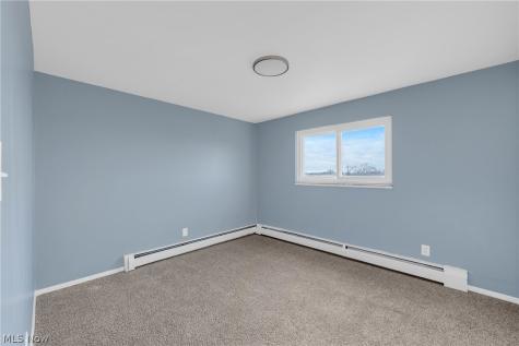 14567 Madison Avenue Lakewood OH 44107