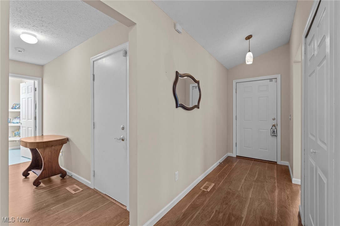 55 Bridgewater Lane Northfield OH 44067