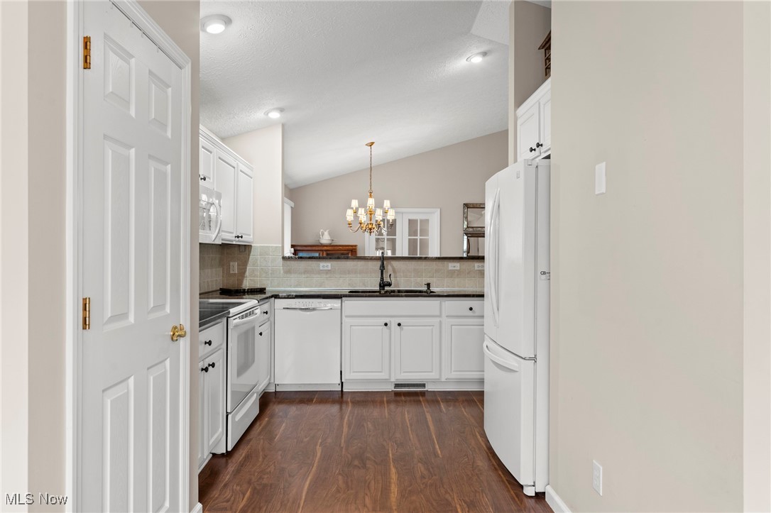 55 Bridgewater Lane Northfield OH 44067