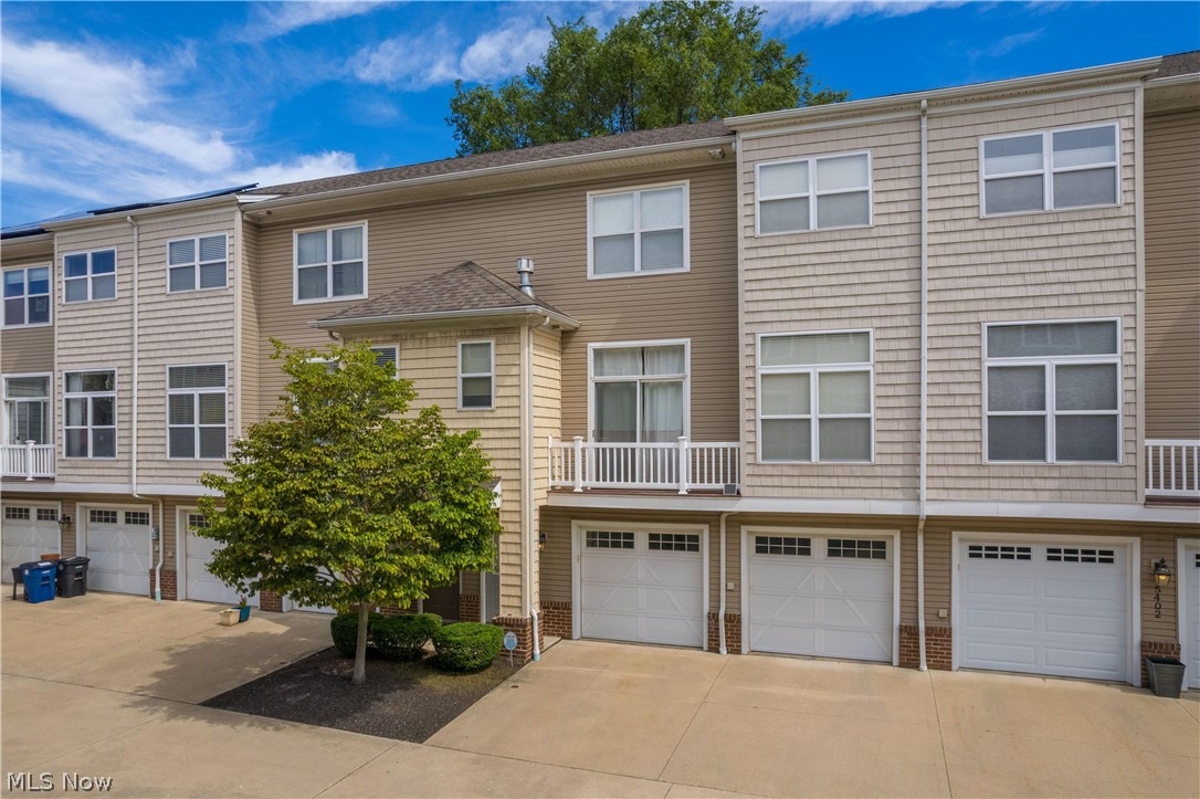 5408 Saint Stephens Court Cleveland OH 44102