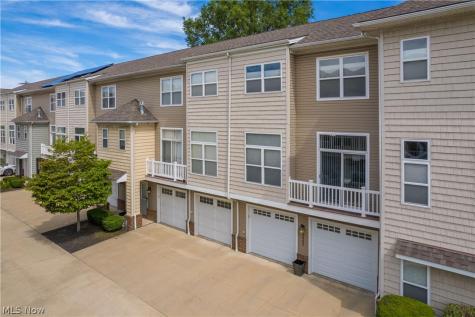 5408 Saint Stephens Court Cleveland OH 44102