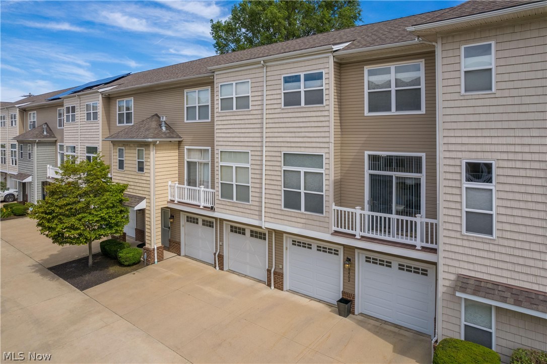 5408 Saint Stephens Court Cleveland OH 44102