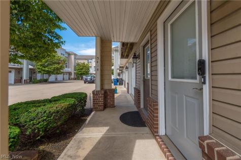 5408 Saint Stephens Court Cleveland OH 44102