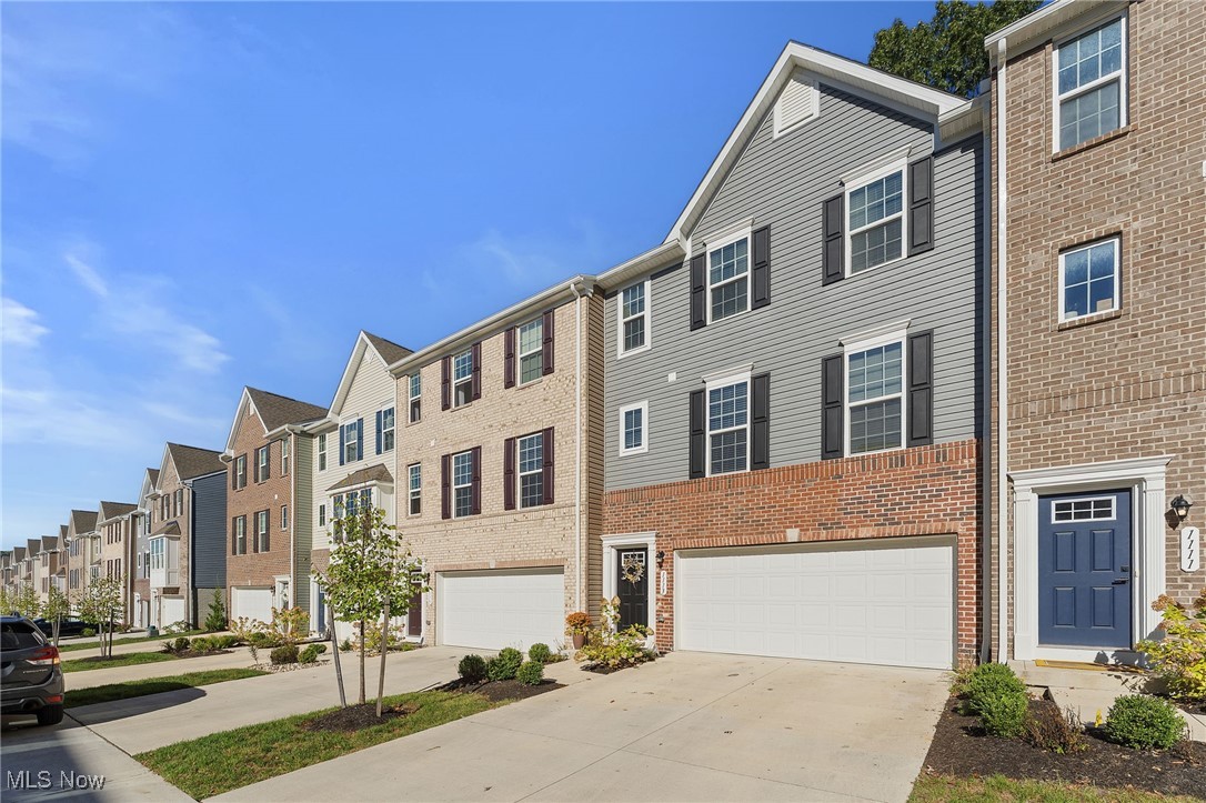 1113 Bean Lane Akron OH 44313