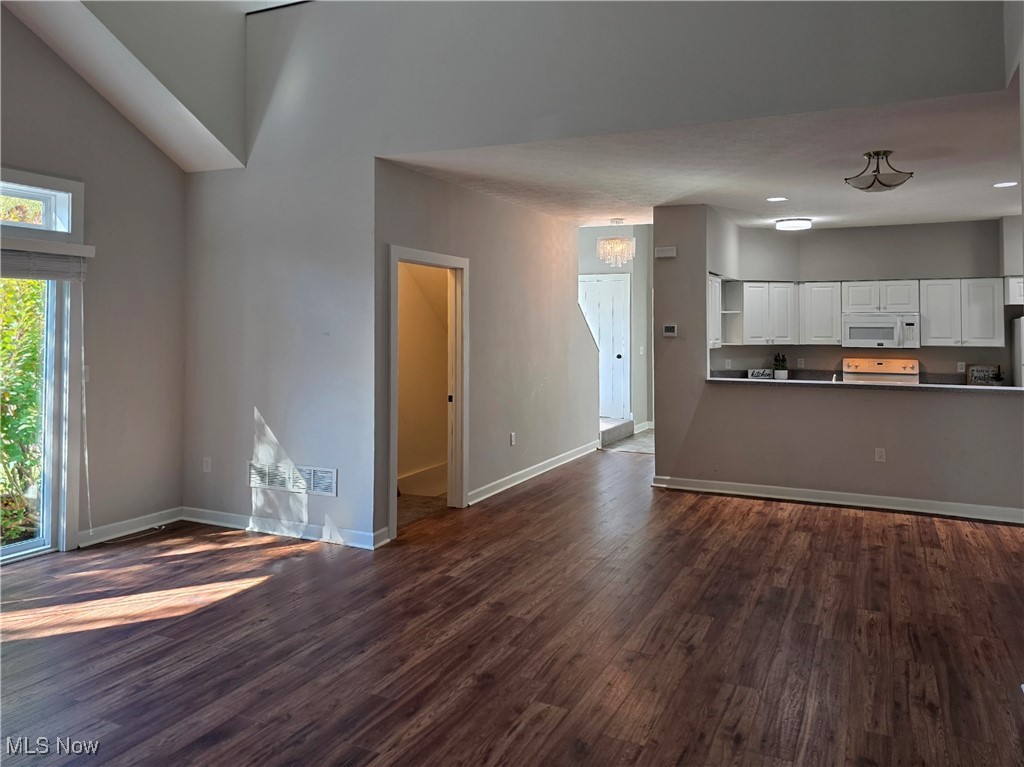 1061 Wycliff Lane Akron OH 44313