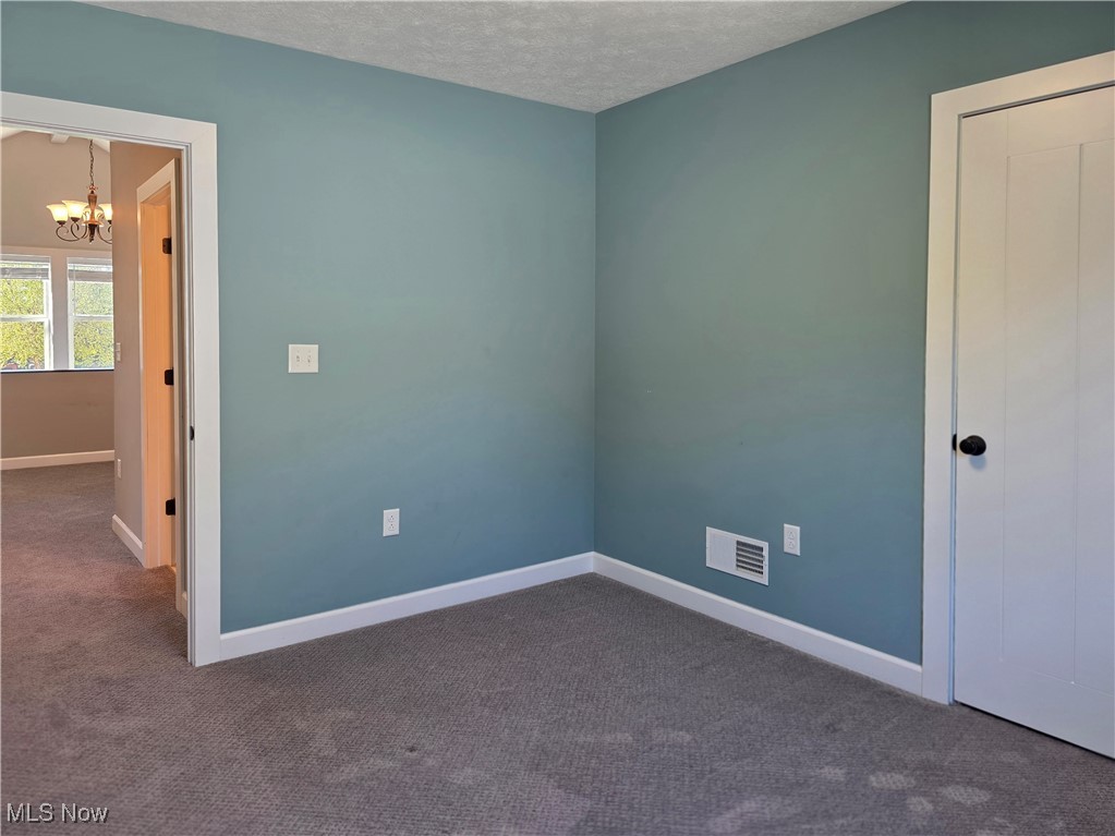 1061 Wycliff Lane Akron OH 44313