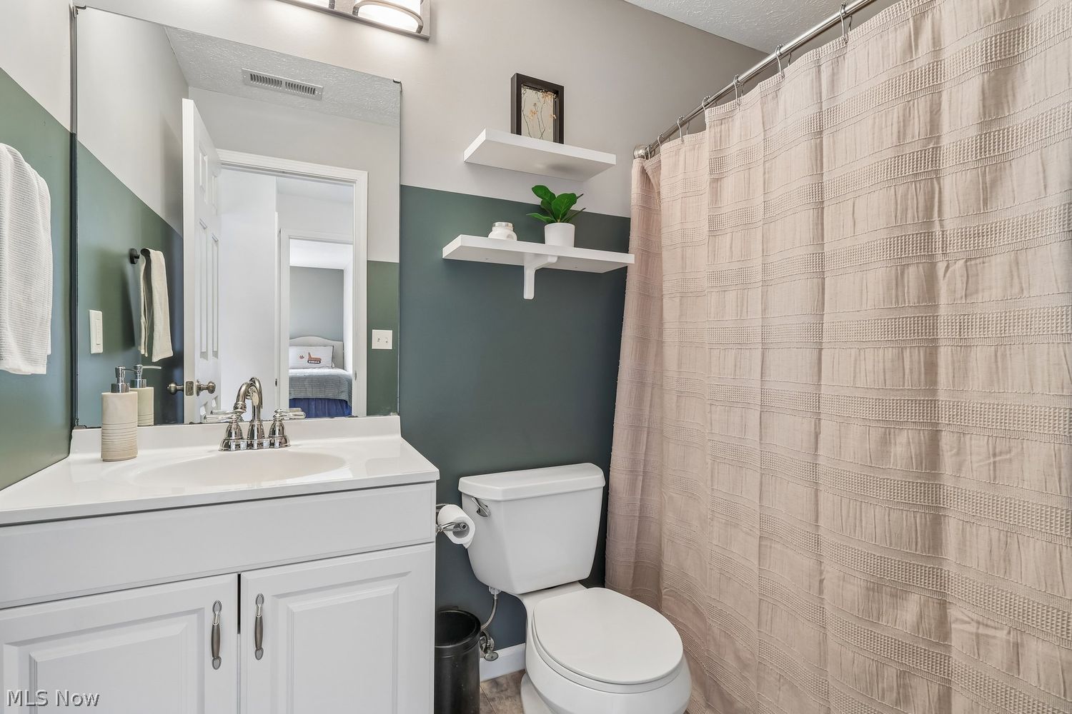 1360 Cedarwood Drive Westlake OH 44145