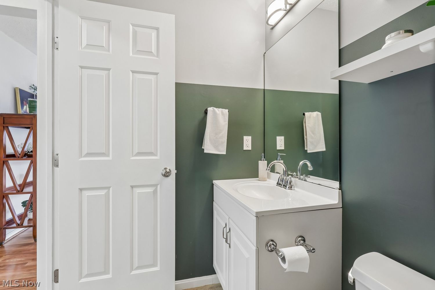 1360 Cedarwood Drive Westlake OH 44145