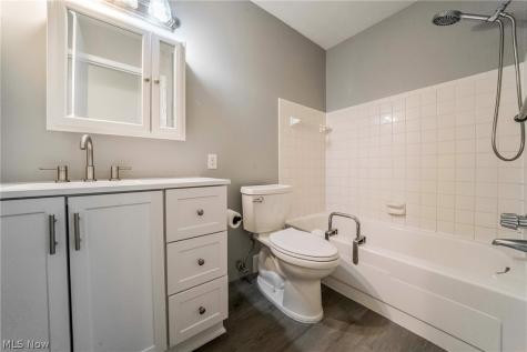 16340 Heather Lane Middleburg Heights OH 44130