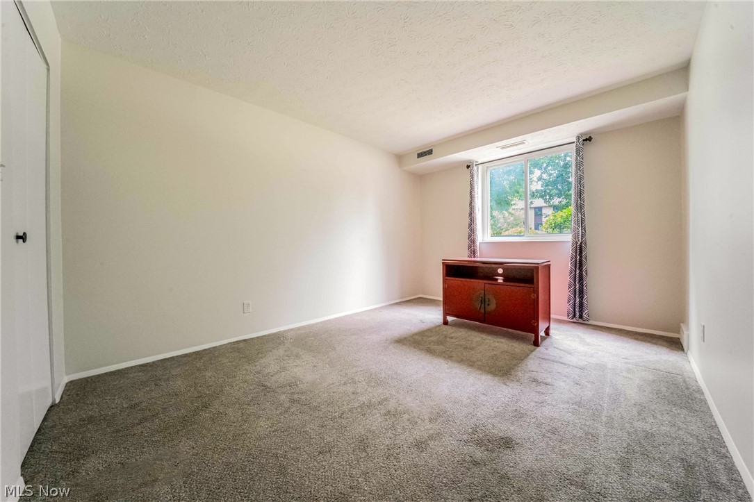 16340 Heather Lane Middleburg Heights OH 44130