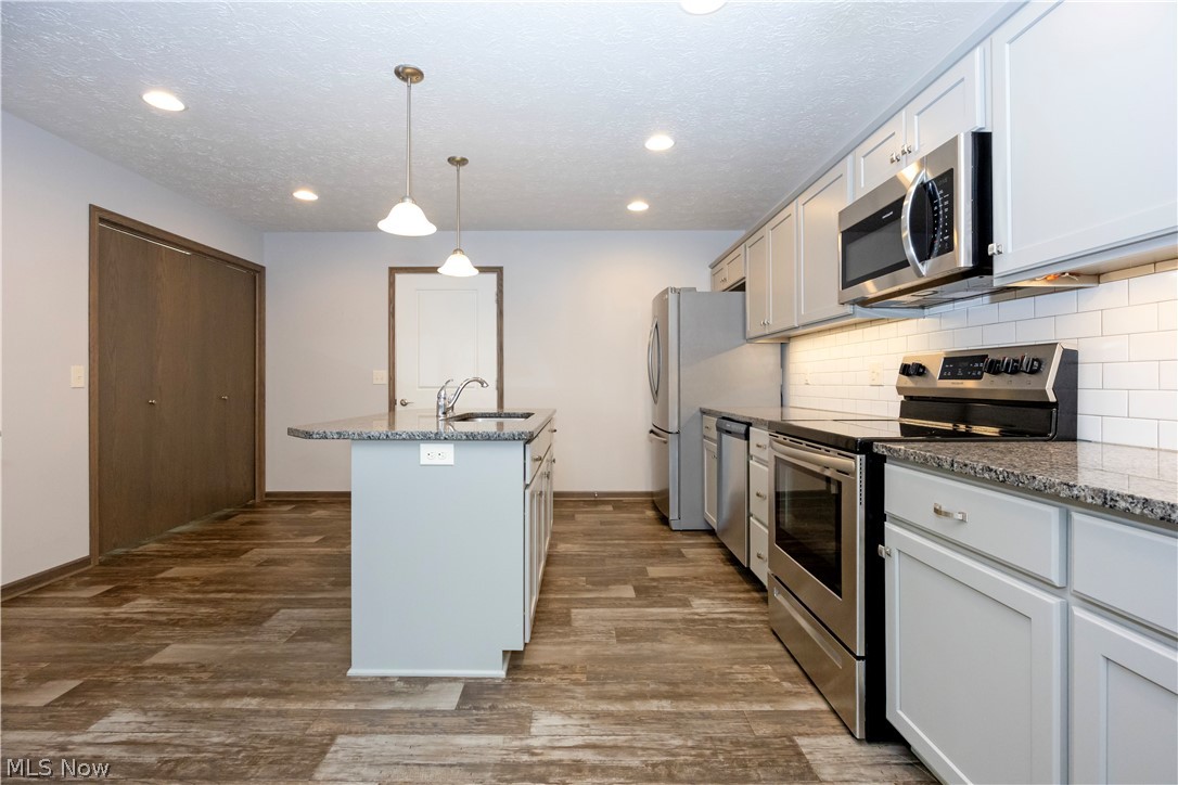 1782 Blackberry Lane Orrville OH 44667