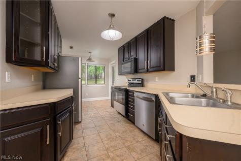 3800 Rosemont Boulevard Fairlawn OH 44333