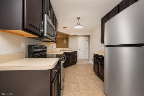 3800 Rosemont Boulevard Fairlawn OH 44333