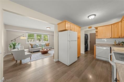4221 Regal Avenue Brunswick OH 44212