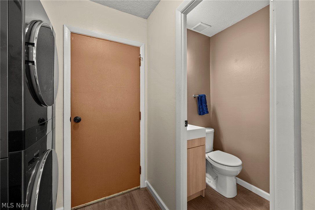 4221 Regal Avenue Brunswick OH 44212