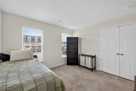 934 Tradewinds Cove Painesville OH 44077