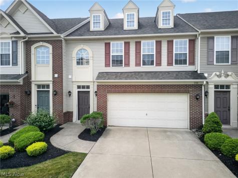 934 Tradewinds Cove Painesville OH 44077