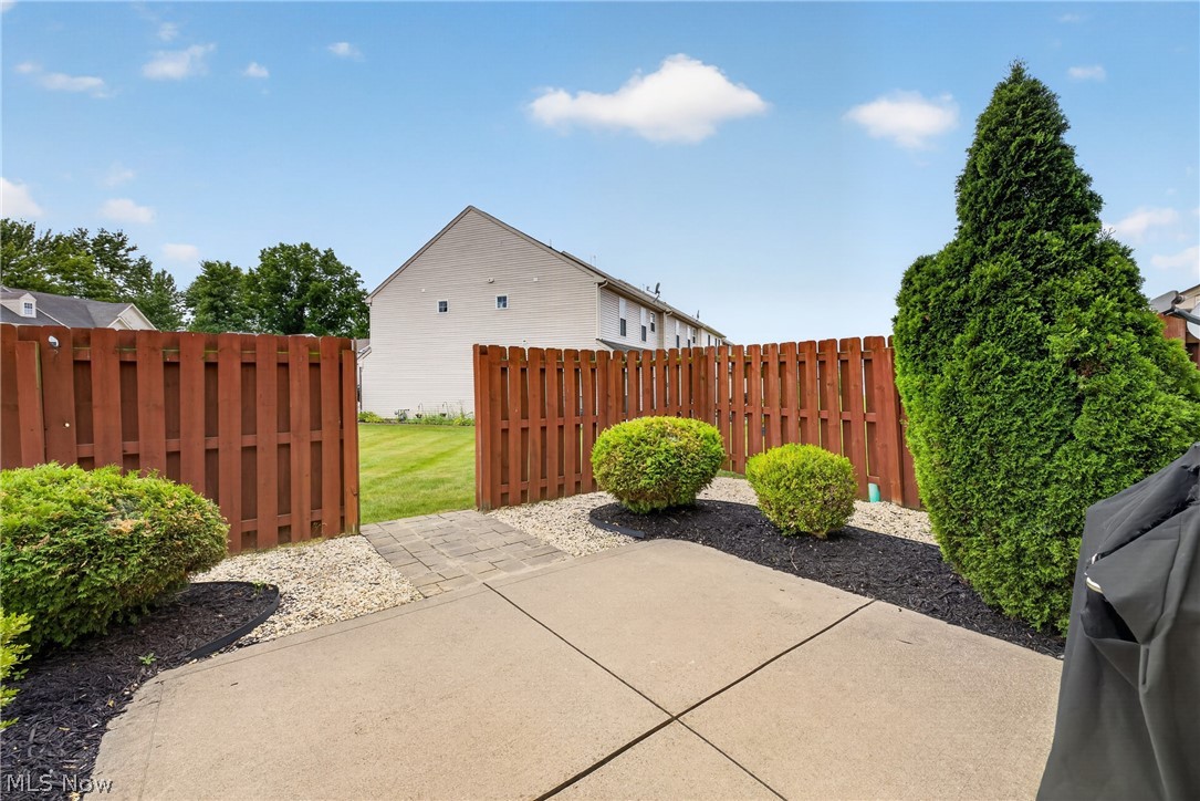 934 Tradewinds Cove Painesville OH 44077