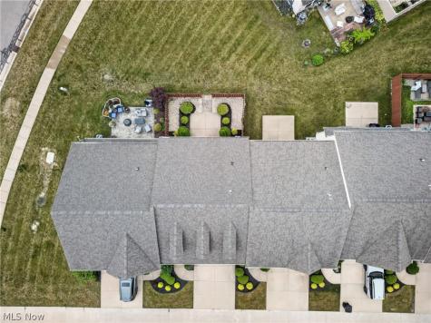 934 Tradewinds Cove Painesville OH 44077