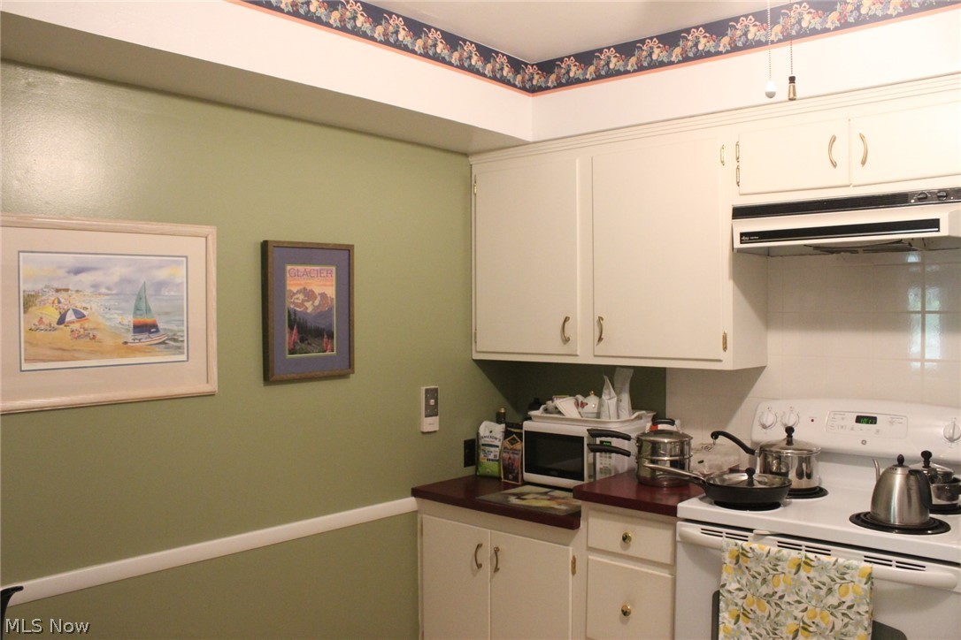 2109 Wooster Road Rocky River OH 44116